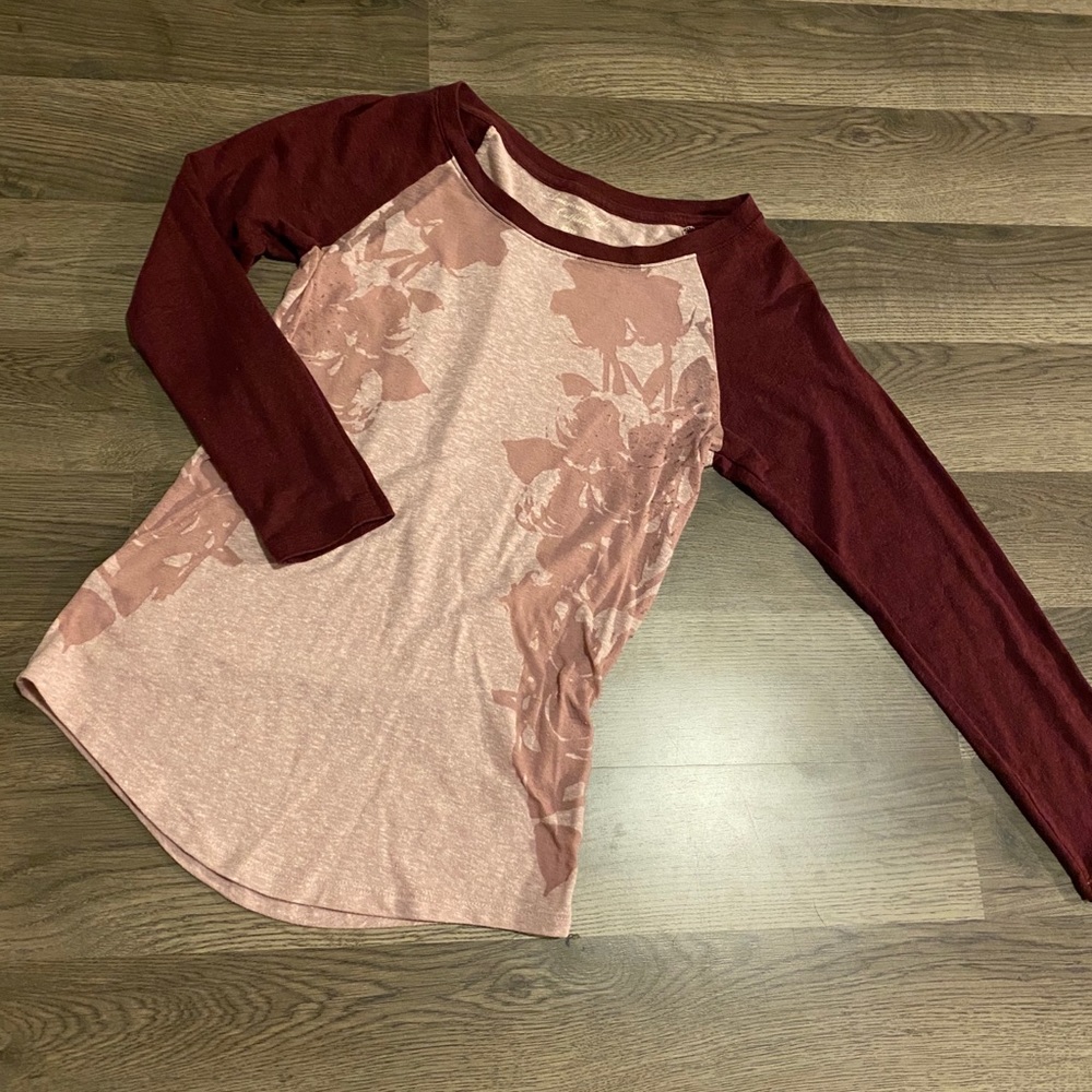 American eagle 3/4 length sleeve shirt